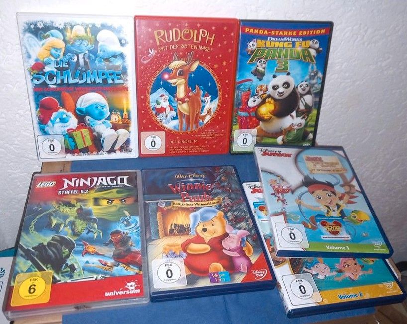 7 Kinderfilme DVD Filme Ninjago Schlümpfe Kung Fu Panda in Kößlarn