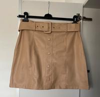 Beige Minirock – elegant & kaum getragen Bayern - Fürstenfeldbruck Vorschau