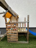 Spielhaus mit Rutsche, Leiter und Schaukel Baden-Württemberg - Bruchsal Vorschau