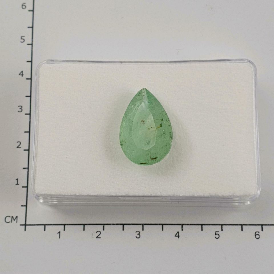 Echter großer fac. Smaragd Tropfen ( 10,12 Carat ) Sambia / hell in Recklinghausen