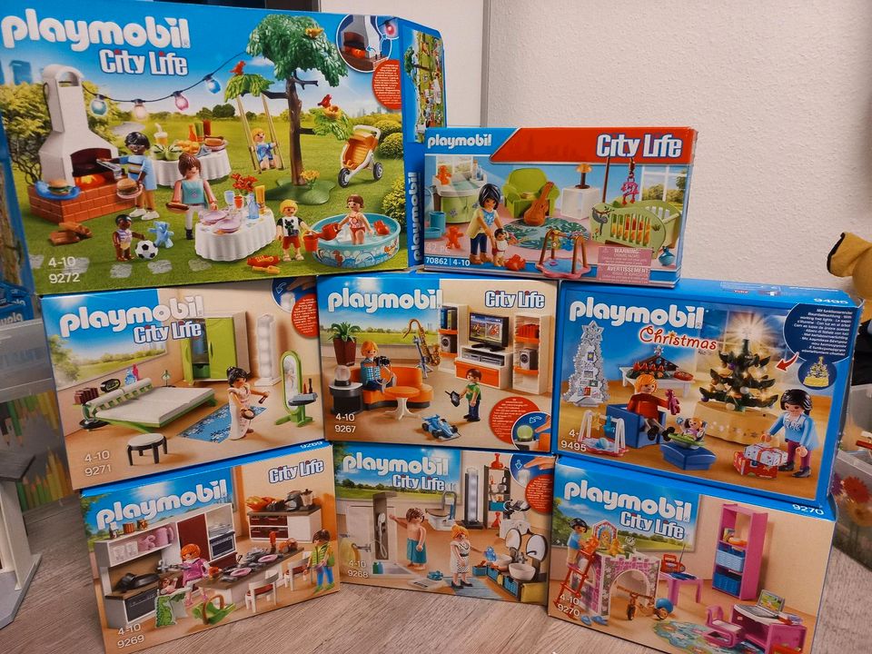 Playmobil Großes Wohnhaus mit ganz viel Zubehör in Radeberg