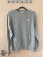 Nike Sportswear Club Fleece Pullover (Größe M, Farbe grau meliert Brandenburg - Senftenberg Vorschau