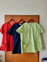 3x Clinic Dress Kassack rot, blau, grün Gr. 50 Sachsen - Annaberg-Buchholz Vorschau