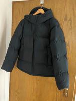 Winterjacke C&A schwarz Gr.S, neu Hessen - Fulda Vorschau