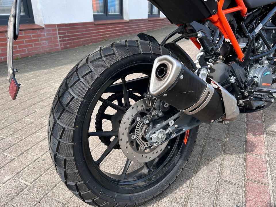 KTM Duke 125 in Zeven