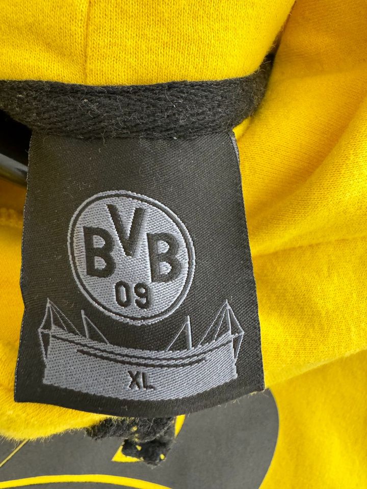 BVB Hoodie Borussia Dortmund XL in Nürnberg (Mittelfr)