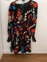 Kleid mit Blumen Hessen - Darmstadt Vorschau