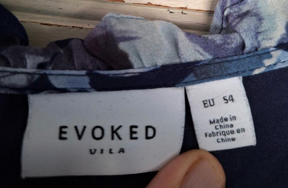 Evoked Vila Chiffon Bluse Gr 54 in Düsseldorf