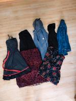 Bekleidungspaket Mädchen Damen Gr 36/38 Kleider Jacken 7 teilig Thüringen - Buttstädt Vorschau