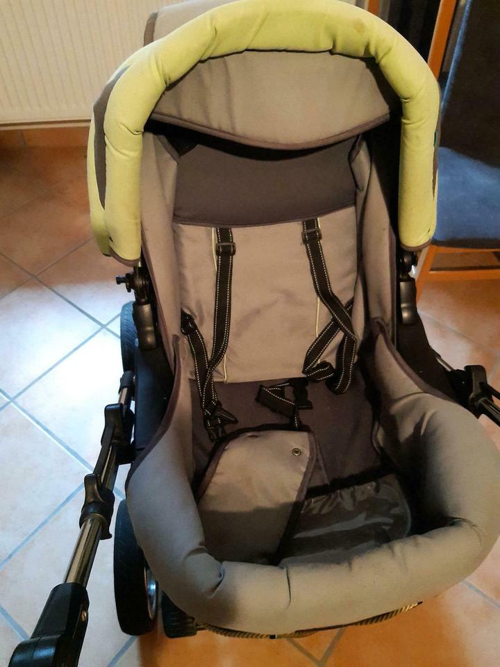 Kinderwagen/ Buggy, mit Zubehör, günstig abzugeben, Preis VB in Eschenbach