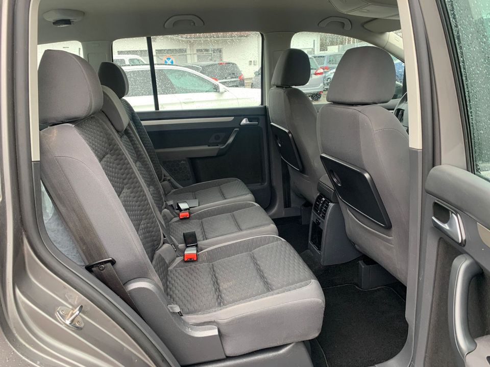 Volkswagen Touran 1.4 TSI *Klima*Euro 5*ALU* in Schömberg