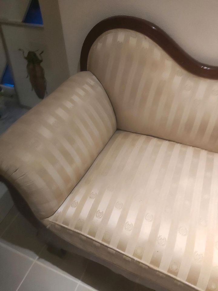 Biedermeier Sofa beige Couch alt antik in Bielefeld