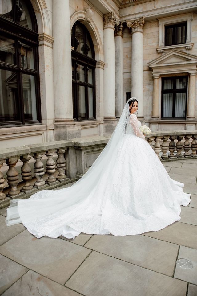 Brautkleid Hochzeit Kleid gelinlik Hochzeitskleid in Neumünster