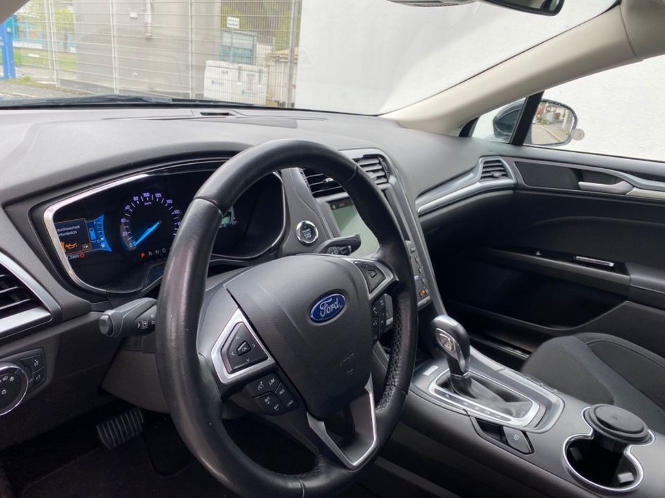 Ford Mondeo Lim. Hybrid Navi KeyLessGo 4xSHZ LED!!! in Werdohl