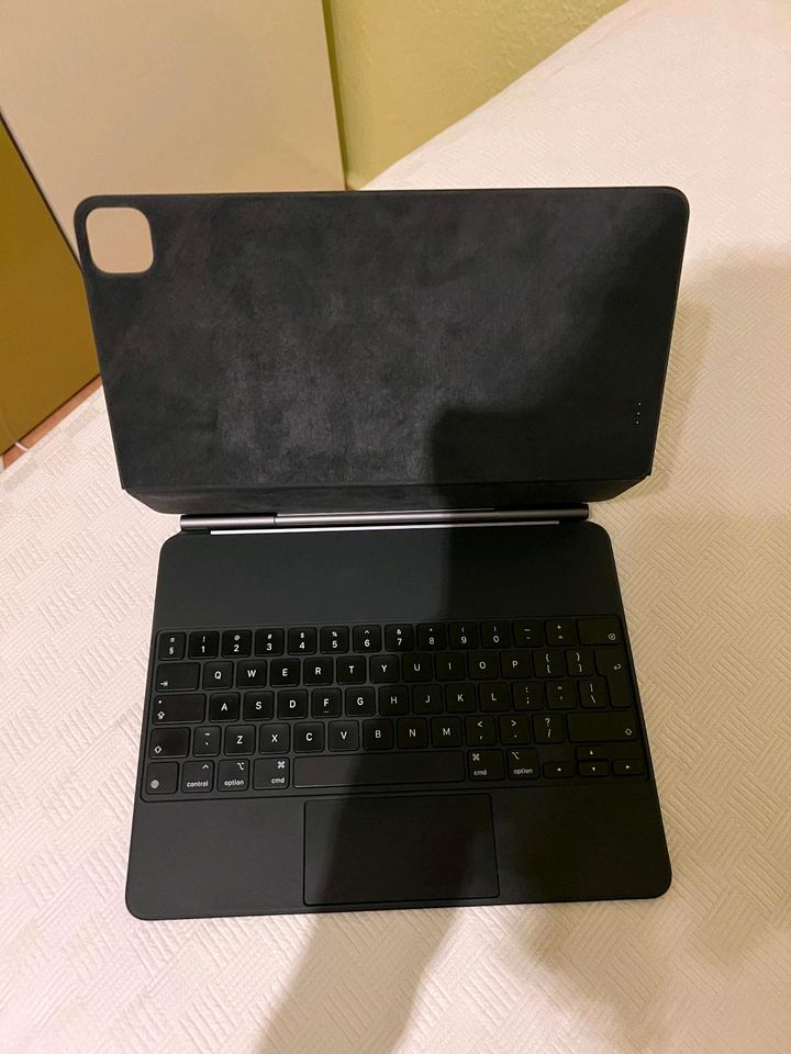 Apple Magic Keyboard Tastatur für iPad Pro 12,9zoll in Berlin