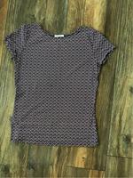 Shirt 36— sehr gepflegt, Versand 2 Euro Niedersachsen - Wangerland Vorschau