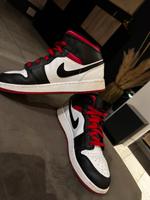 Jordan Air 1 Mid rot 38.5 Nordrhein-Westfalen - Gelsenkirchen Vorschau
