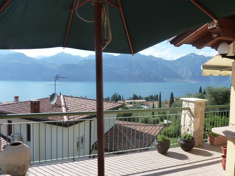 Last Minute • Penthouse Ferienwohnung in Malcesine am Gardasee in München