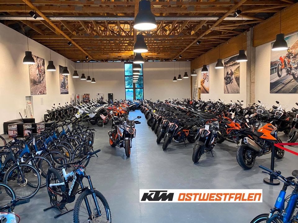 GASGAS SM 700, 2023, ab 0,00%, 701 Supermoto, 690 SMC-R in Willebadessen