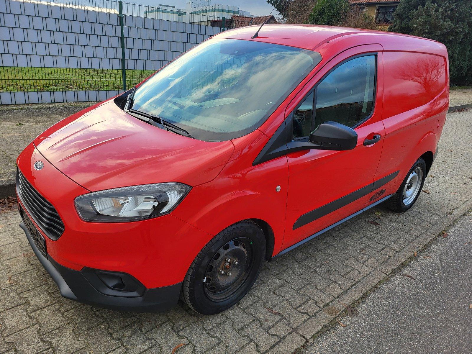 Abbildung des Autos Ford Transit Courier