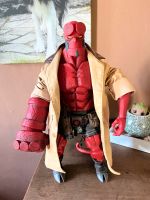 MEZCO - 18-INCH HELLBOY Saarland - Saarlouis Vorschau