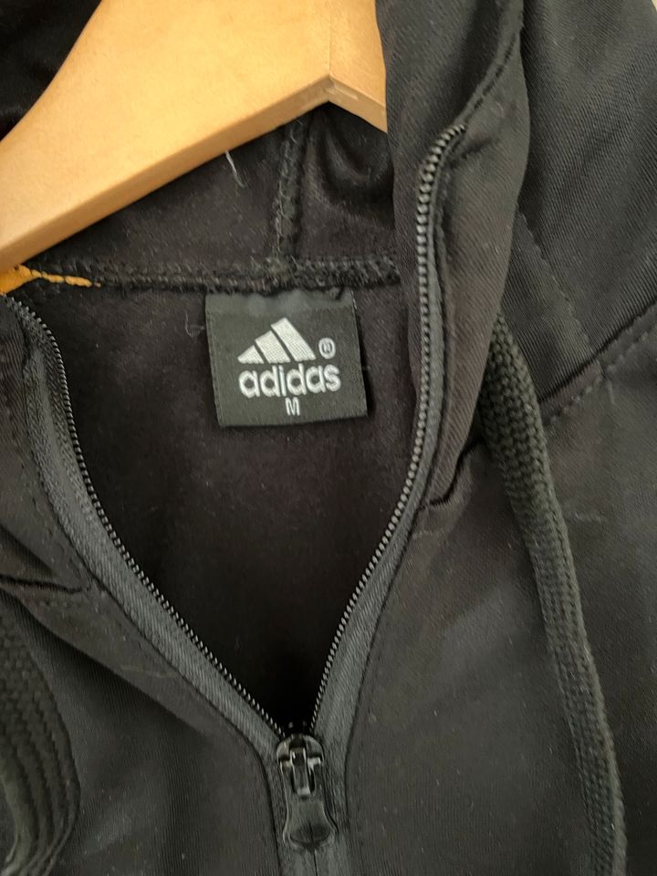 Adidas jacke neo schwarz orange in Salzgitter