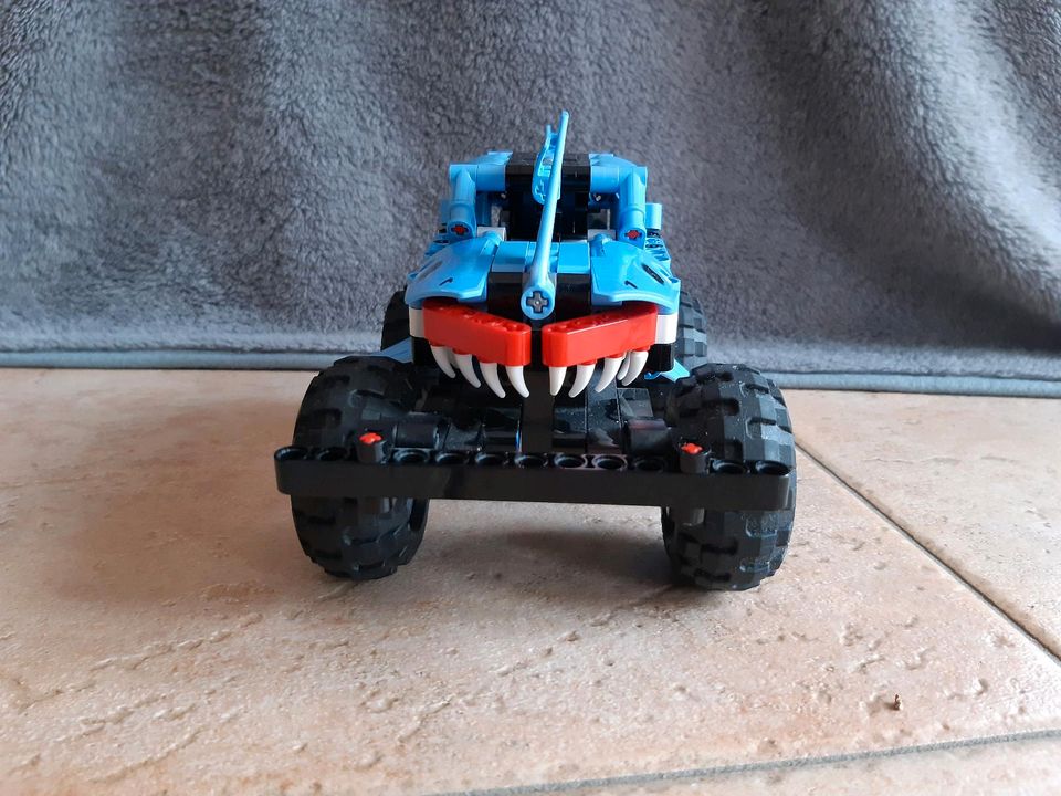 Lego Technic 42134 Megalodon Monster Jam mit OVP in Rostock