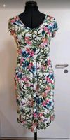 Bequemes Sommerkleid bunt, Blumen, Laura Scott Bayern - Fürth Vorschau