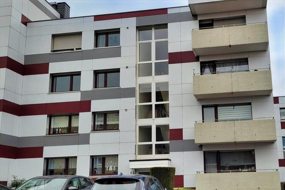Tolle 4-Zimmer-ETW mit Sonnenbalkon und Einzelgarage! Top Lage! in Wülfrath