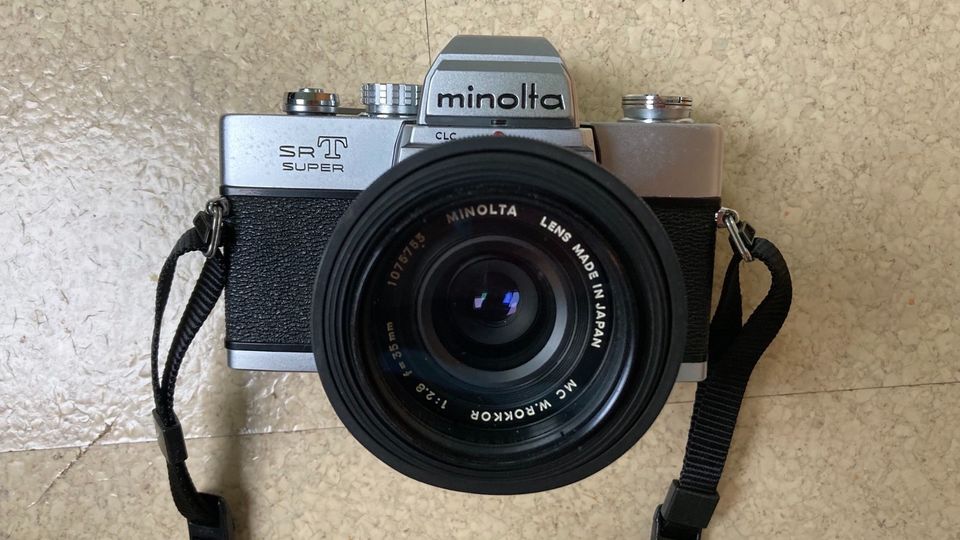 Minolta SRT Super Kamera in Eggenstein-Leopoldshafen