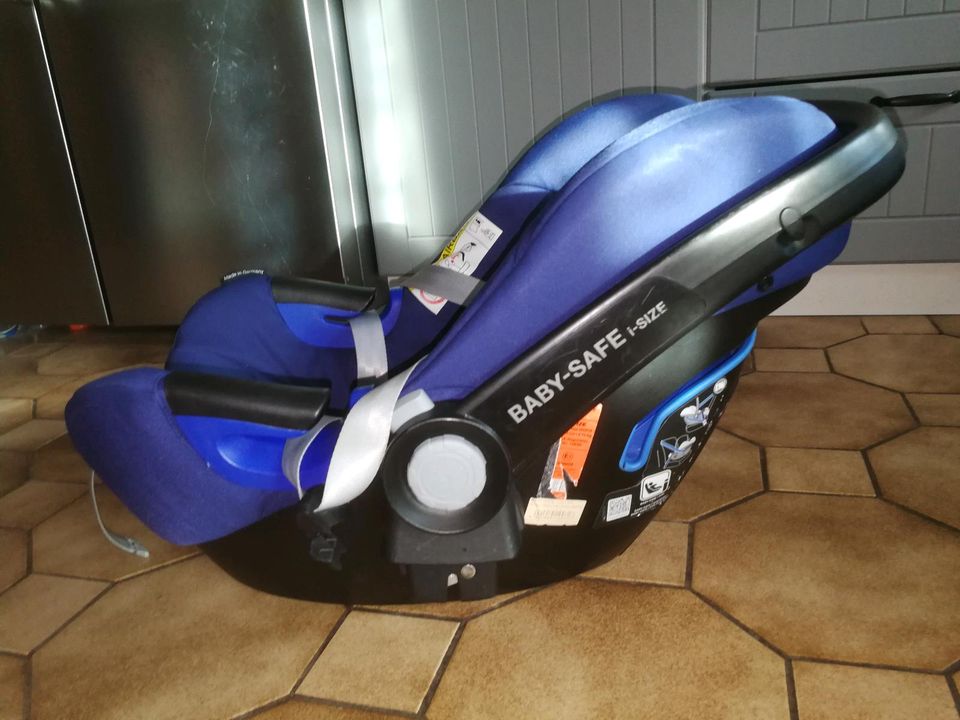 Kindersitz britax römer Baby-Safe i-Size in Ginsheim-Gustavsburg