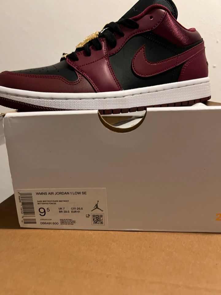 Nike air jordan 1 Women Bordeux Limited in Düsseldorf