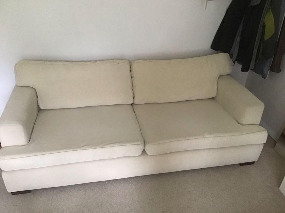 Sofa Couch groß bequem 2,30m lang waschbare Bezüge beige in Schöneiche bei Berlin