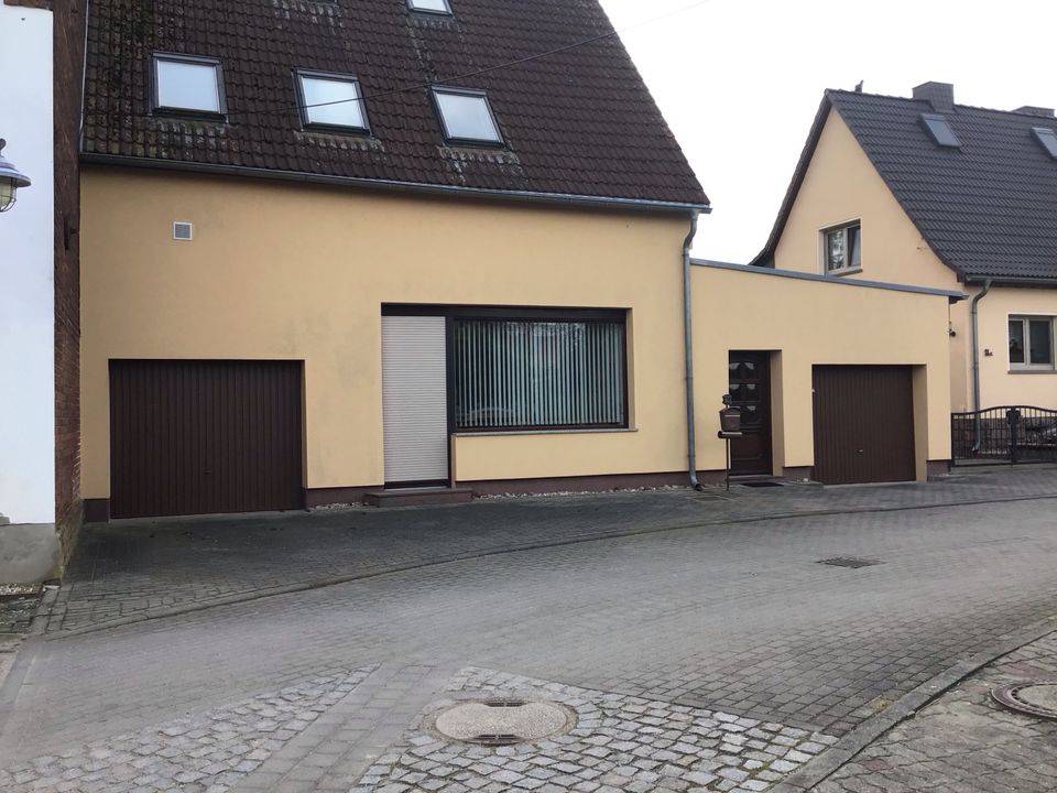 Einfamilienhaus zum Wohnen und Arbeiten Provisionsfrei in Zörbig