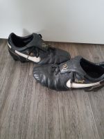 Nike Tiempo RONALDINHO 10 Fußballschuhe Leder schwarz Gr. 36 selt Bayern - Hof (Saale) Vorschau