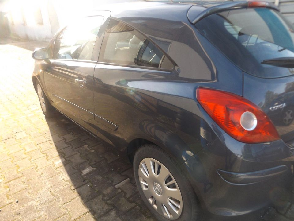 Opel Corsa D Edition 1. Hand in Menden