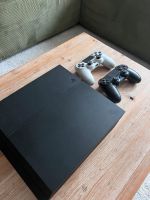 PlayStation 4 + 2 Controller Köln - Zollstock Vorschau