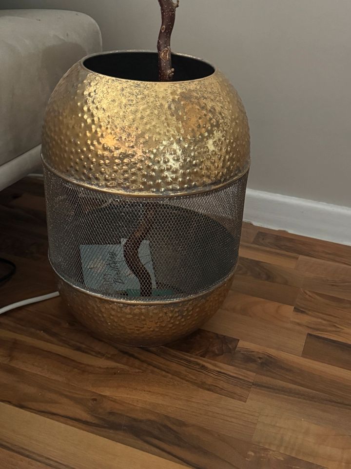 Bodenvase Gold ,Vase in Berlin