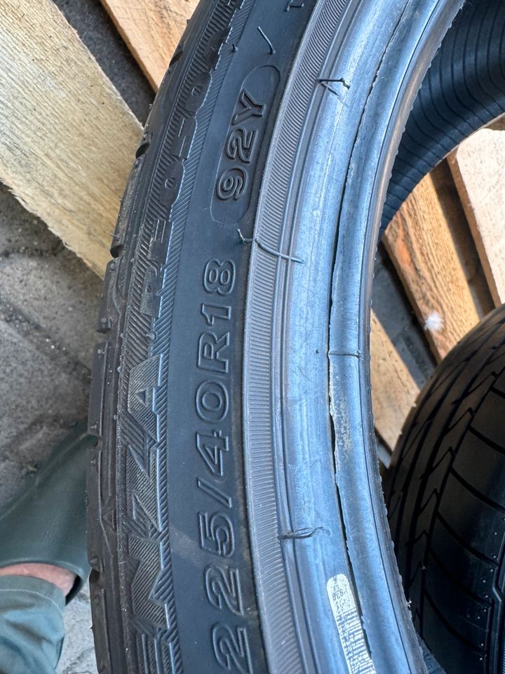 4 Sommerreifen Bridgestone 255/35R18  90Y 225/40R18  92Y in Wiesbaden