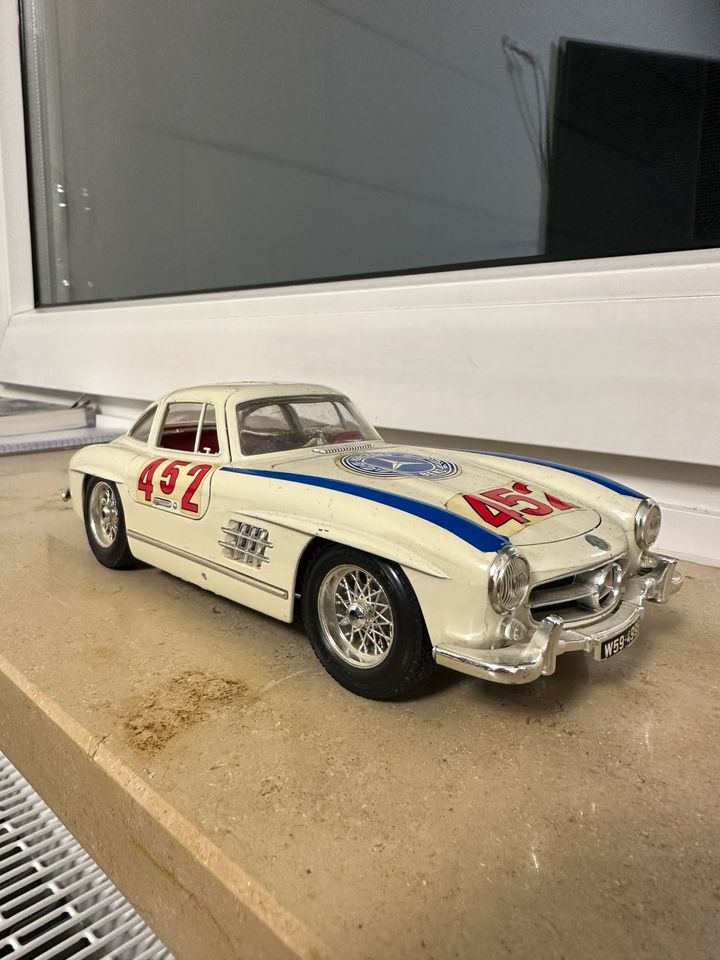 mercedes SLS flügeltürer modellauto 1/18 in Nürnberg (Mittelfr)