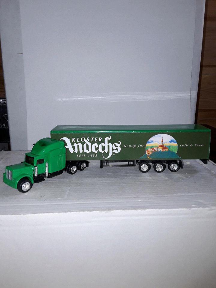 Modell-LKW Freightliner XL Koffersattelzug Kloster Andechs 1:87 in Ensdorf