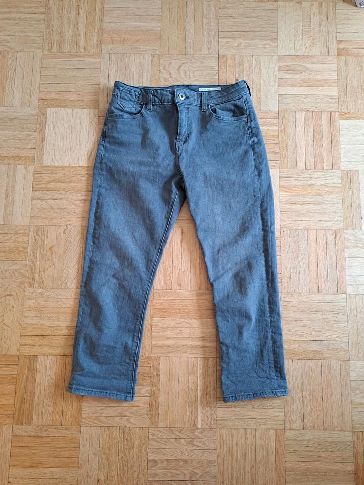 Esprit ❤️ Neuwertig  cropped jeans W27 27 slim Capri opus brax in Wiesbaden