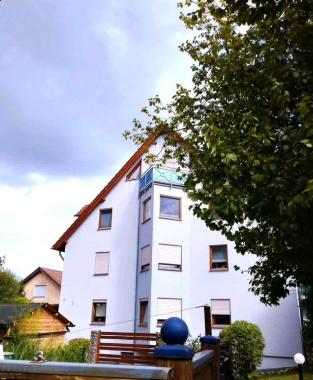 Helle 3,5-Zimmer-Wohnung, TOP Lage, provisionsfrei mit EBK in Hochdorf