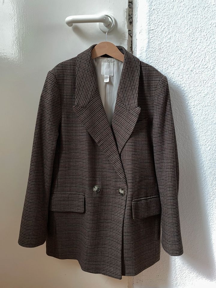 Damen Blazer / Jacke H&M Größe XS Braun in Düsseldorf