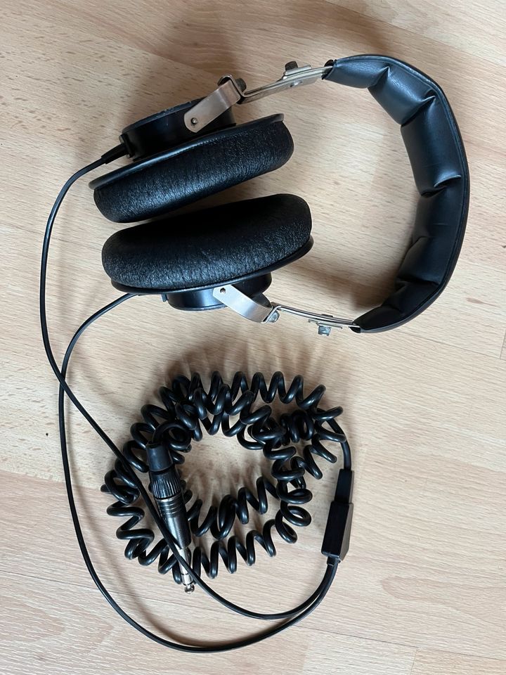 Klassiker: Beyerdynamic DT 48 Kopfhörer Klinke Profi in Mainz