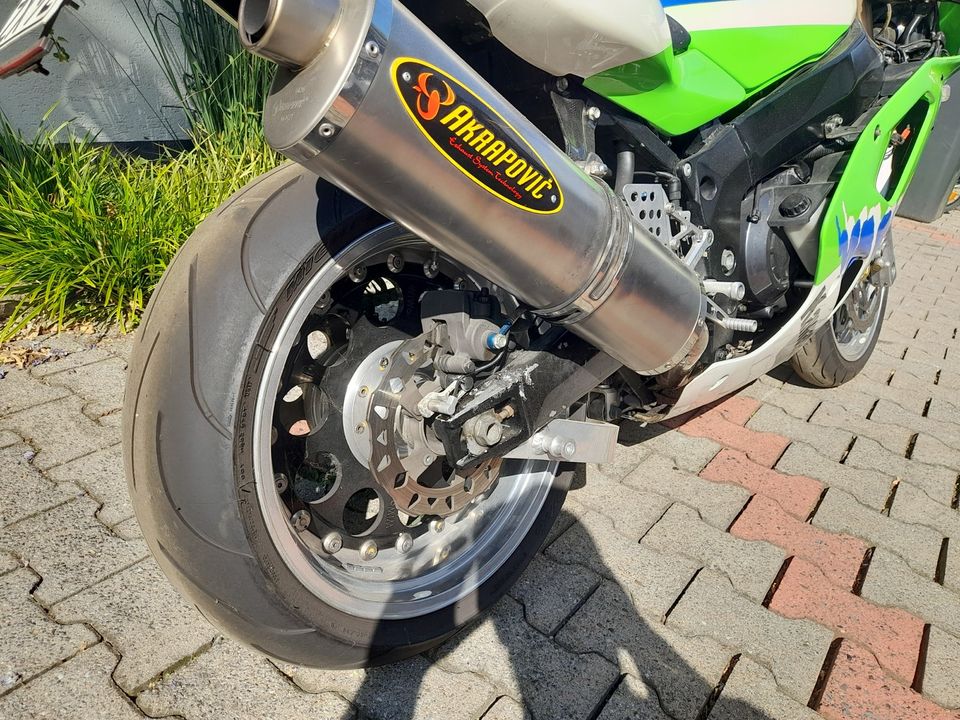 Kawasaki ZXR 750 L 900ccm Umbau PVM ÖHLINS in Lünen