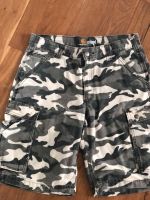 Carhartt Shorts Gr .32 inch wie neu Düsseldorf - Bilk Vorschau