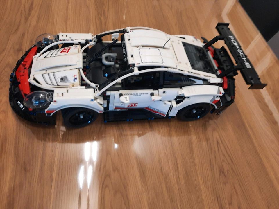 Lego Technic 42096 Porsche 911 RSR in Sailauf