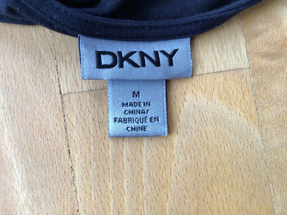 DKNY Damen Top schwarz Gr. M Details: Fotos in Schwäbisch Hall