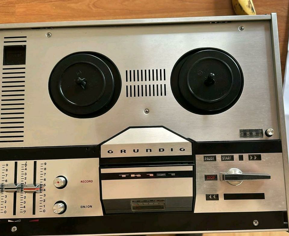 Grundig Tonbandgerät Tk 121 Wiedergabe defekt für Bastler in Wiesmoor